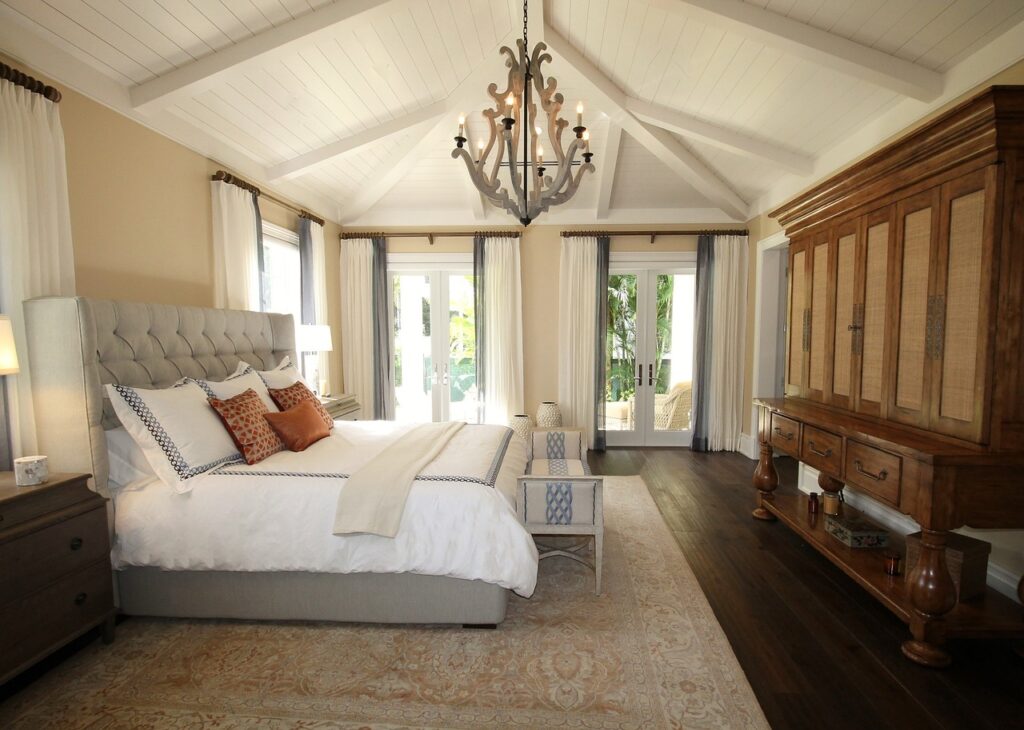 Spotless bedroom in Woodland Hills, CA