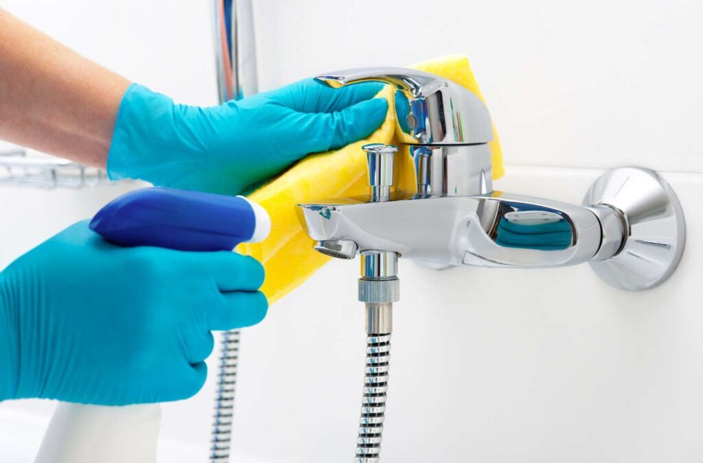 Professional deep cleaning to make your North Hills home spotless and hygienic.