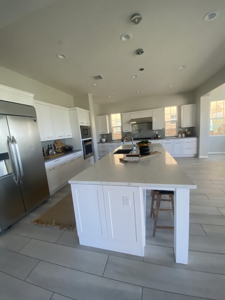 Honeycomb Home Cleaning expert performing house cleaning services in Reseda, CA with professional equipment and proven local experience. House Cleaning Services Near Me.